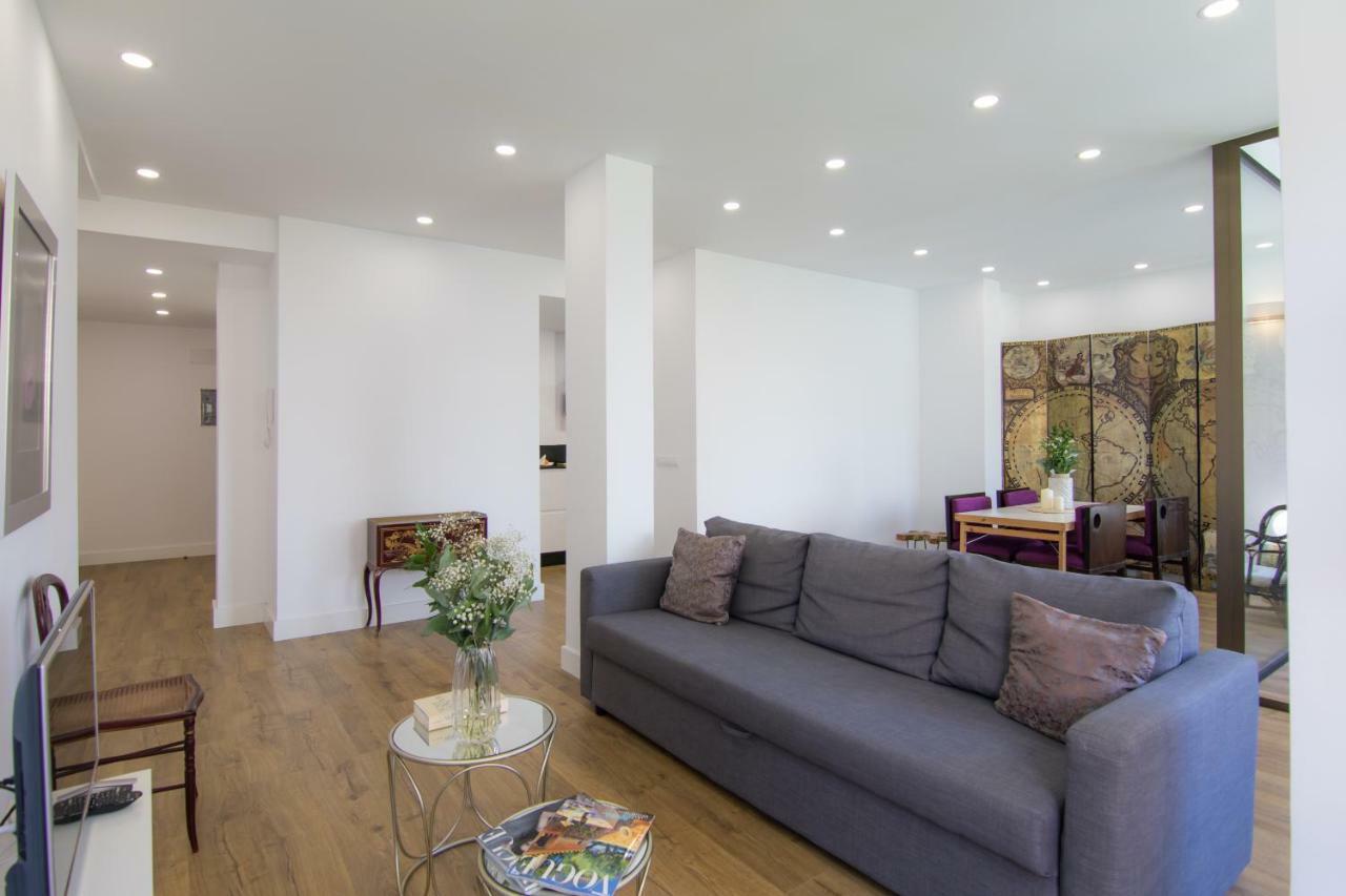Homeforguest Stylish And Modern Apartment Overlooking Las Canteras Las Palmas de Gran Canaria Exterior photo