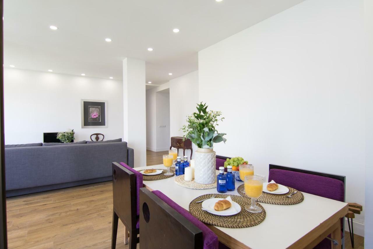 Homeforguest Stylish And Modern Apartment Overlooking Las Canteras Las Palmas de Gran Canaria Exterior photo